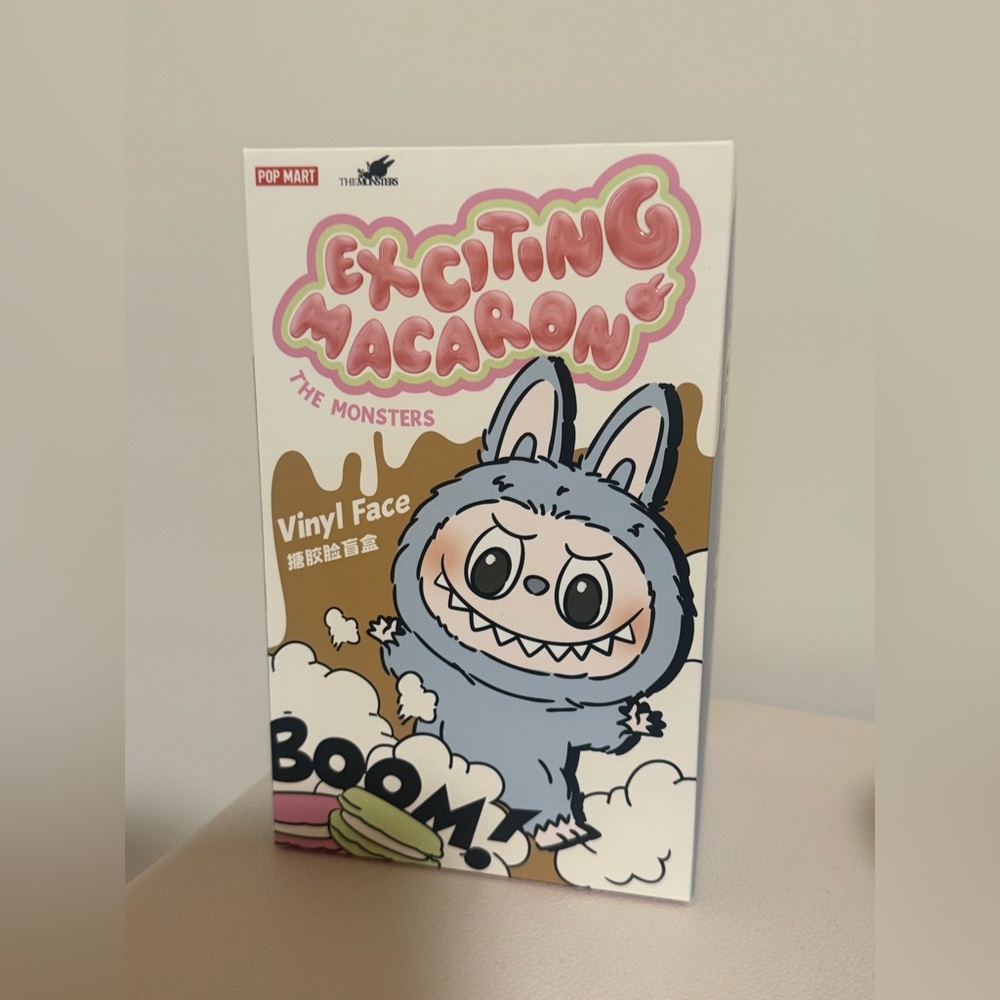 Exciting Macaron Labubu